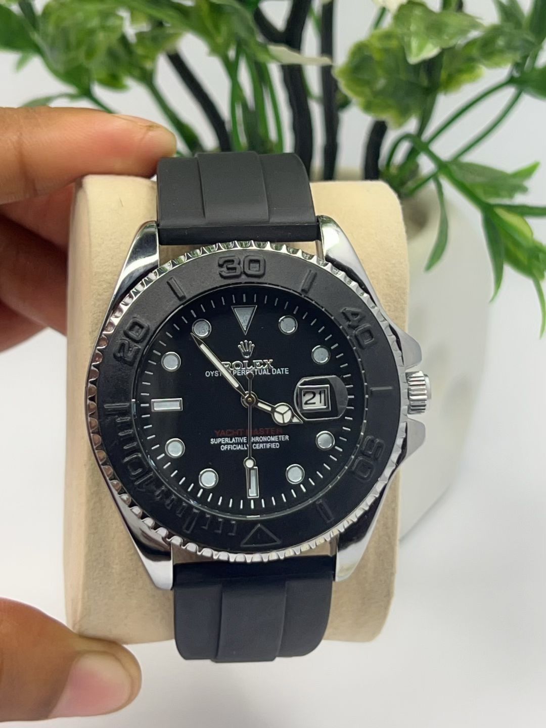 Rolex Yacht-Master Style Watch – Black Rotating Bezel Rubber Strap