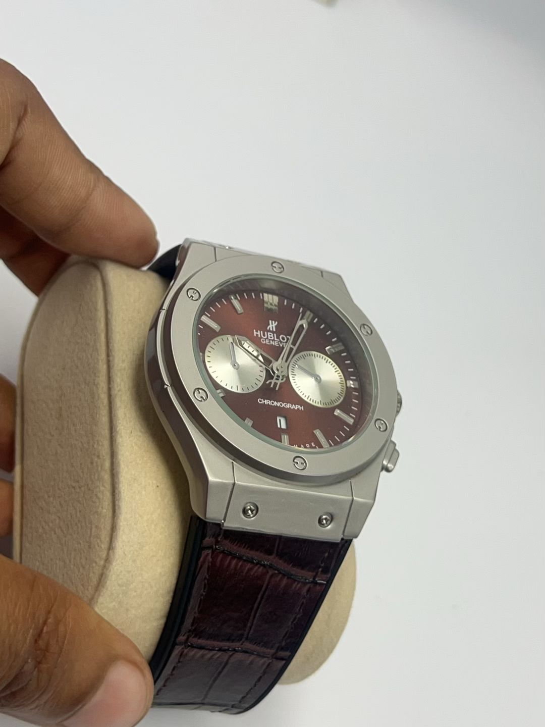 Hublot Classic Fusion Style Chronograph – Burgundy Titanium