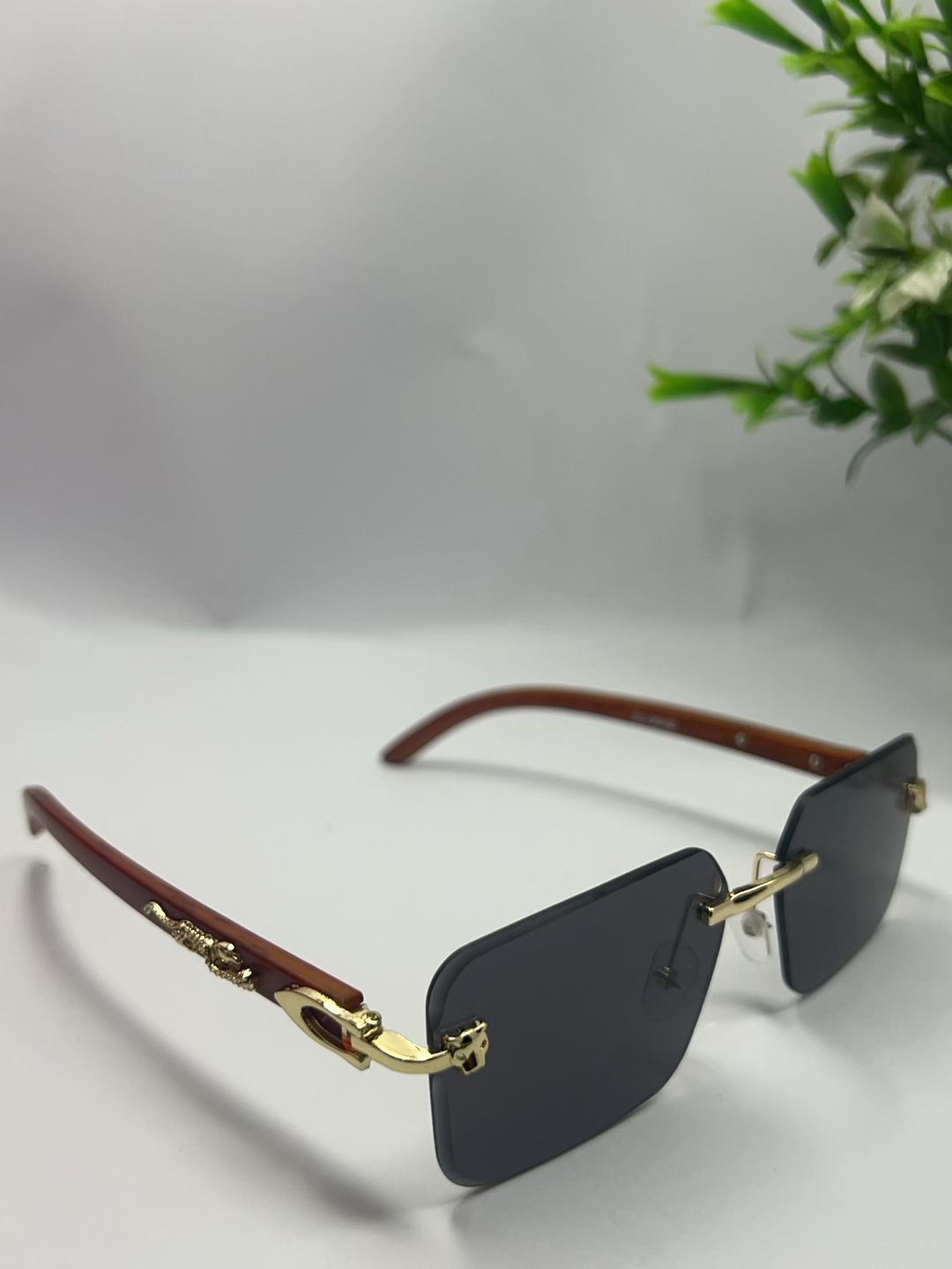 Alleerans GoldFrame Oversized Aviator Sunglasses – Gradient Grey