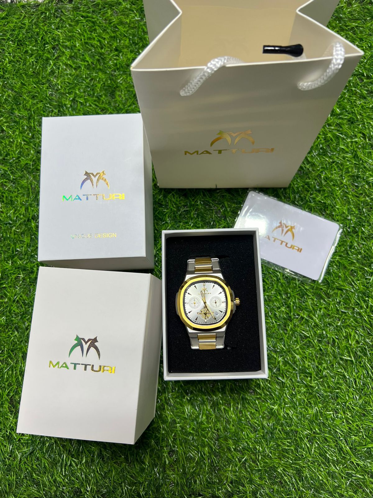 Matturi Chronograph - Silver Dial in Gift Box